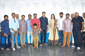 Gopichand And Sampath Nandi New Movie Opening
